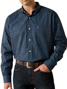 Ariat Men's XL Wrinkle Free Carlos Classic Fit Plaid Button Shirt Black 10062231